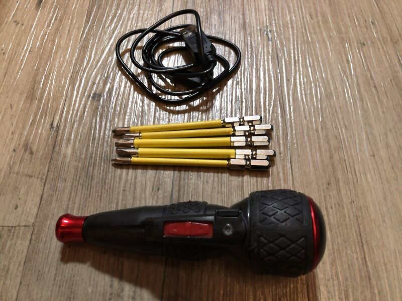 ファイル:P screwdriver01.jpg