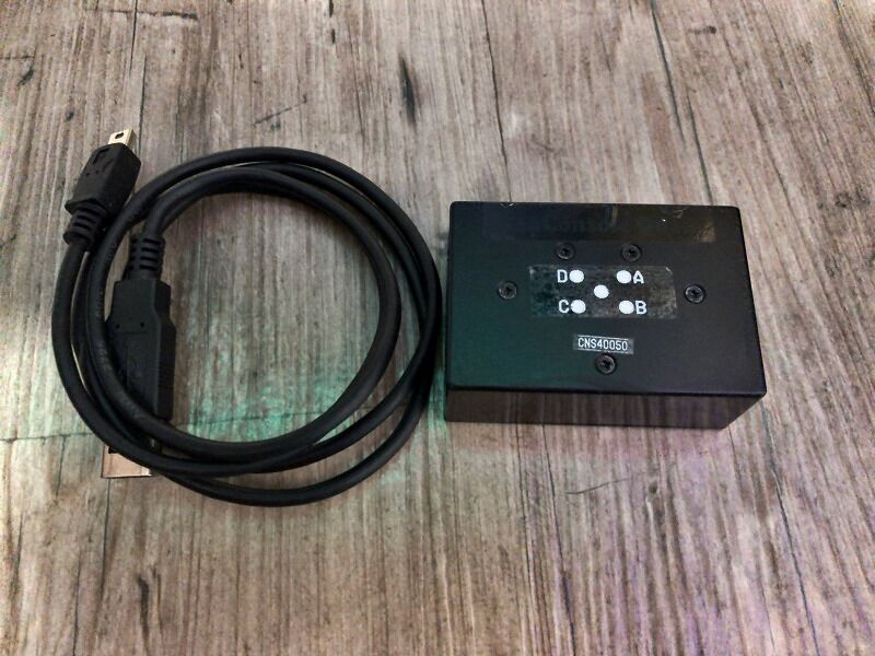 ファイル:OkaConsole Quad 01.jpg